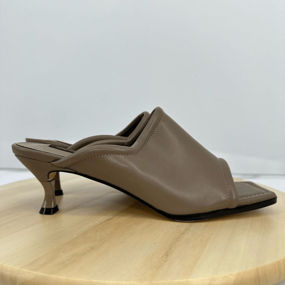 French Connection Women's Candice Open Toe Heel Sandals Kitten Heel Size 8.5 Tan